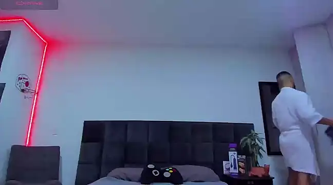 Alexander Martines online show from 03.07.25