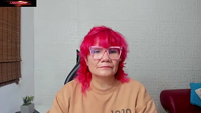 Salomeediaz  online show from 02.13.25