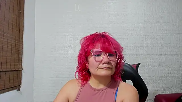 Salomeediaz  online show from 02.18.25