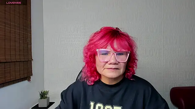 Salomeediaz  online show from 02.22.25