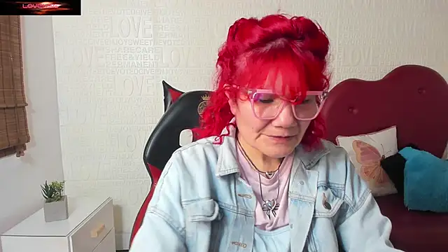 Salomeediaz  online show from 02.27.25