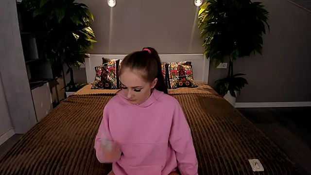 PamelaXX  online show from 11.25.25