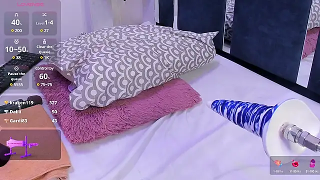 Snapshot of VeronicaRyan chatting on 02.19.25 VeronicaRyan online show from 02.19.25