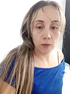 Isabel23zr online show from 12.31.24