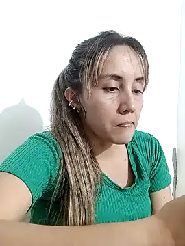 Isabel23zr online show from 01.08.25