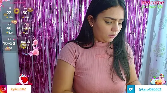 Snapshot of karol_9 chatting on 01.28.25 karol 9 online show from 01.28.25