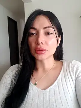 Snapshot of _monicab chatting on 03.08.25 monicab online show from 03.08.25