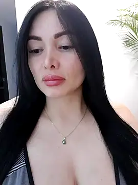 Snapshot of _monicab chatting on 03.09.25 monicab online show from 03.09.25