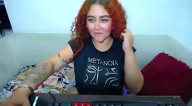 Snapshot of loly_bigbooty4u chatting on 01.25.25 loly bigbooty4u online show from 01.25.25