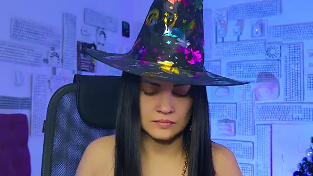 KarolinaRobinson online show from 12.31.24