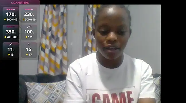 Petite 254 online show from 03.17.25