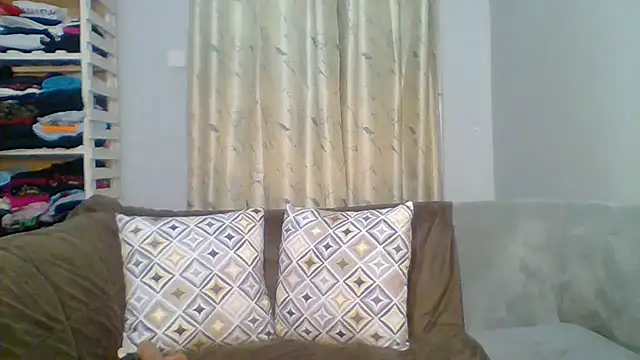 Snapshot of Petite_254 chatting on 05.29.26 Petite 254 online show from 05.29.26