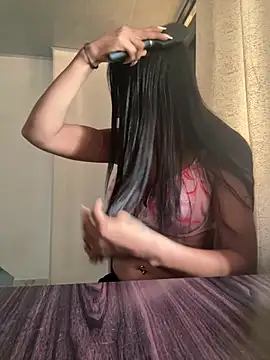 Snapshot of Sweets_Hanna chatting on 04.04.26 Sweets Hanna online show from 04.04.26