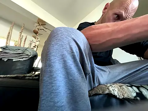 Snapshot of Germankink chatting on 09.19.25 Germankink online show from 09.19.25