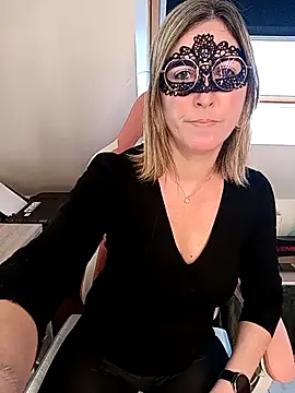 Rose Libertine online show from 04.03.26