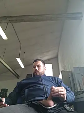 Leonormaldick online show from 12.18.24