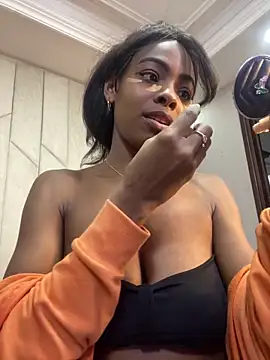 adaraSmiith online show from 12.16.24