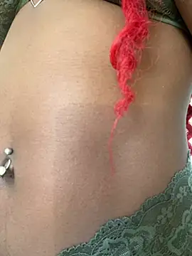 Snapshot of adaraSmiith chatting on 02.16.26 adaraSmiith online show from 02.16.26