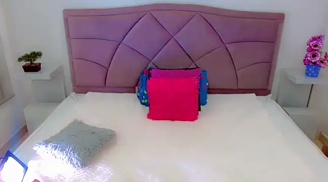 laura sweett120 online show from 01.16.25