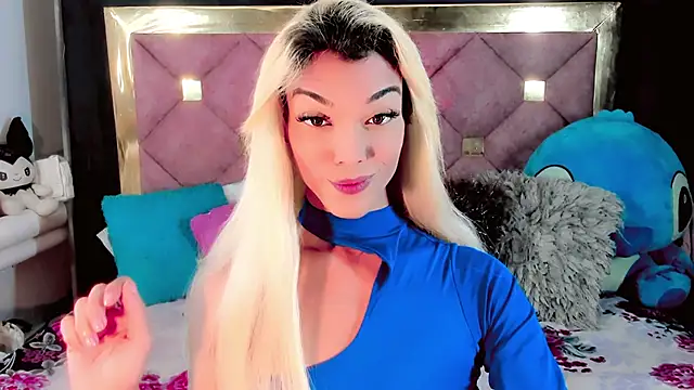 the-horus-girl online show from 12.30.24