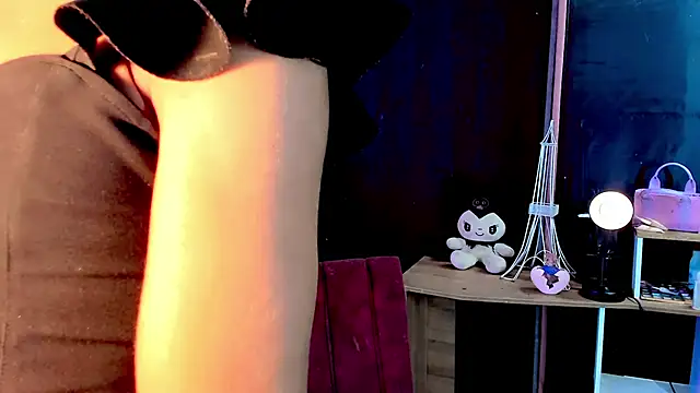 the-horus-girl online show from 03.13.25