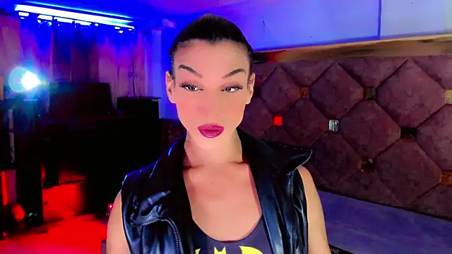 the-horus-girl online show from 09.27.25