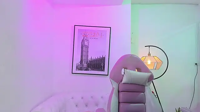 Snapshot of Tamara_slimx chatting on 02.20.25 Tamara slimx online show from 02.20.25