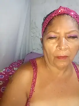 Snapshot of naysi chatting on 12.08.24 naysi online show from 12.08.24