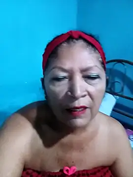 Snapshot of naysi chatting on 09.16.25 naysi online show from 09.16.25