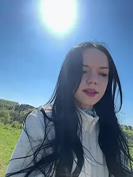 Snapshot of Vanesskaa chatting on 04.23.26 Vanesskaa online show from 04.23.26