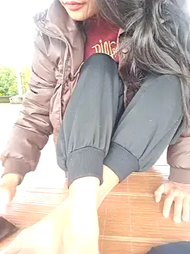 Snapshot of Linda_2k chatting on 02.24.25 Linda 2k online show from 02.24.25