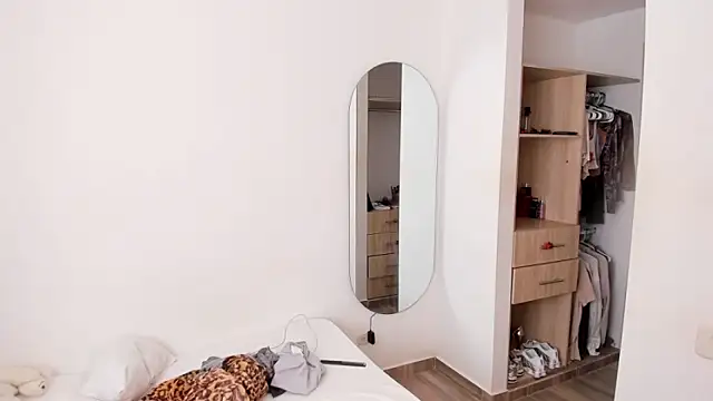 rose scottt online show from 01.07.26