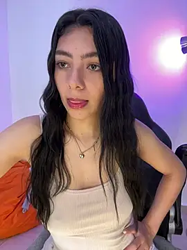 Snapshot of Liissa_cute_ chatting on 06.28.26 Liissa cute online show from 06.28.26