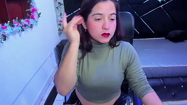 MariaClay online show from 12.02.25