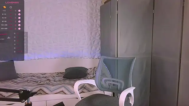 Jerry Bomb online show from 10.12.25