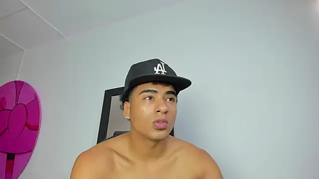 ANGEL NICOLAS online show from 01.10.25