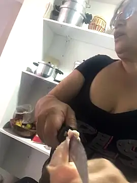 Sweeetness Milf online show from 12.02.24