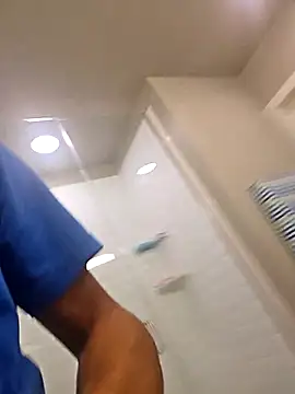 Yoko0381 online show from 11.23.25