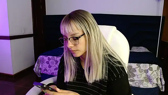 peyton golden1 online show from 02.03.26