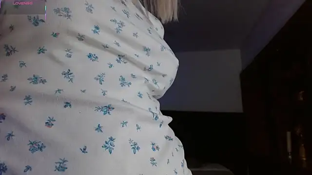 peyton golden1 online show from 03.13.26