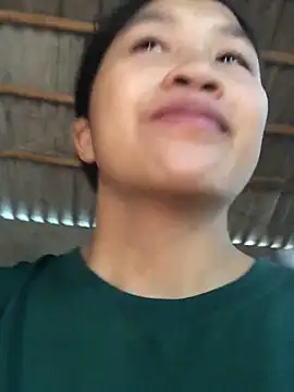 Snapshot of xotm chatting on 03.20.25 xotm online show from 03.20.25