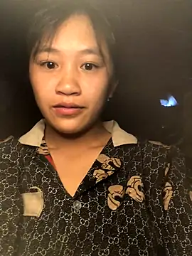 Snapshot of xotm chatting on 10.22.25 xotm online show from 10.22.25