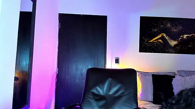 Snapshot of KimberlyBanks2 chatting on 01.14.25 KimberlyBanks2 online show from 01.14.25