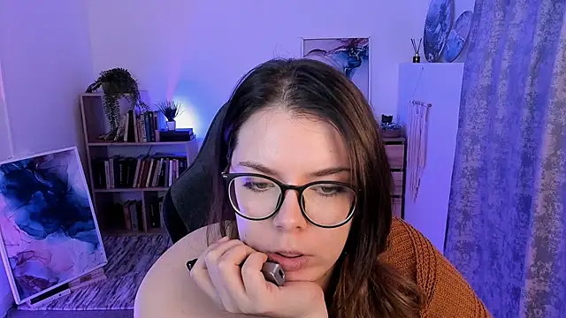 Snapshot of KeytSilvas chatting on 02.05.25 KeytSilvas online show from 02.05.25