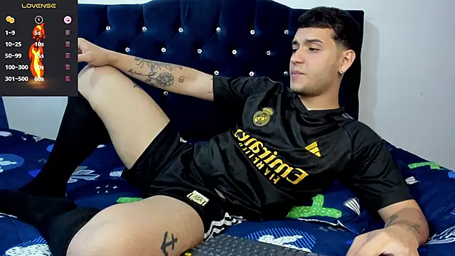 Snapshot of Noha_white chatting on 02.09.25 Noha white online show from 02.09.25