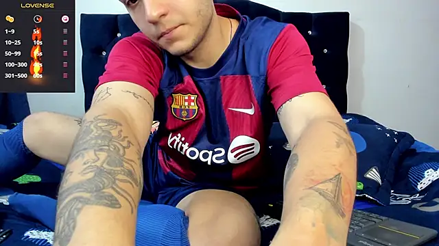 Snapshot of Noha_white chatting on 02.19.25 Noha white online show from 02.19.25