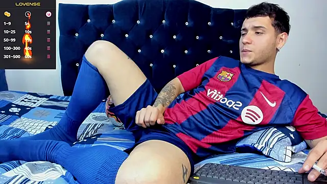 Snapshot of Noha_white chatting on 03.01.25 Noha white online show from 03.01.25