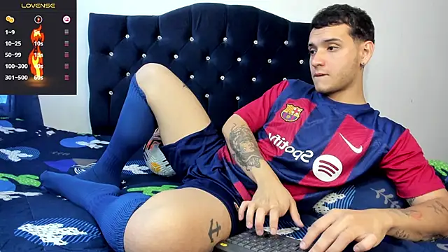 Snapshot of Noha_white chatting on 03.09.25 Noha white online show from 03.09.25