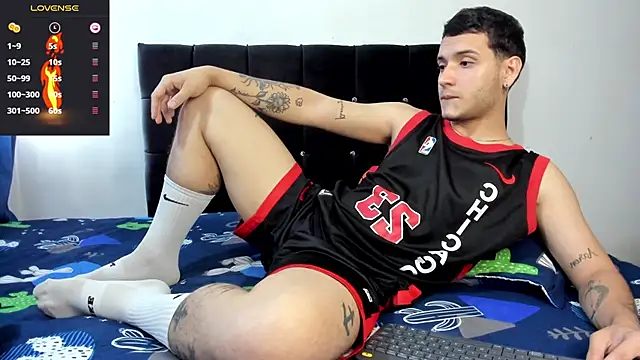 Snapshot of Noha_white chatting on 03.15.25 Noha white online show from 03.15.25