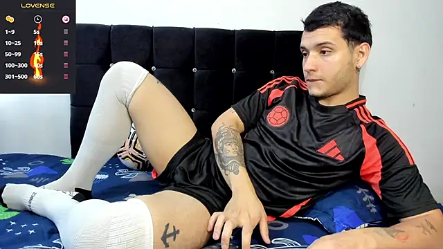 Snapshot of Noha_white chatting on 03.20.25 Noha white online show from 03.20.25